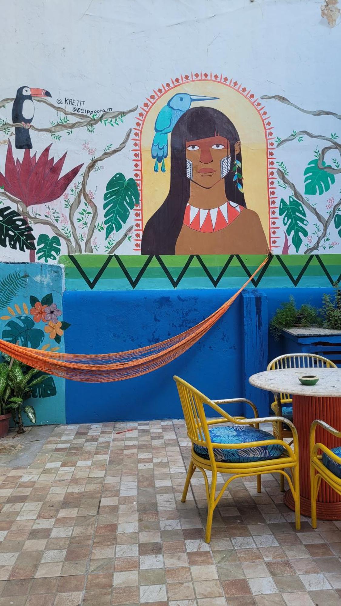 Barra Hostal