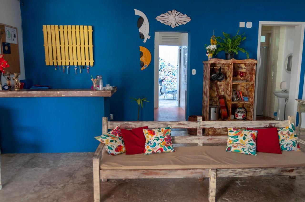 Barra Hostal